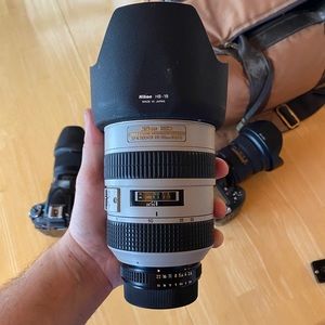 Nikon White 28-70 2.8D Camera Lens